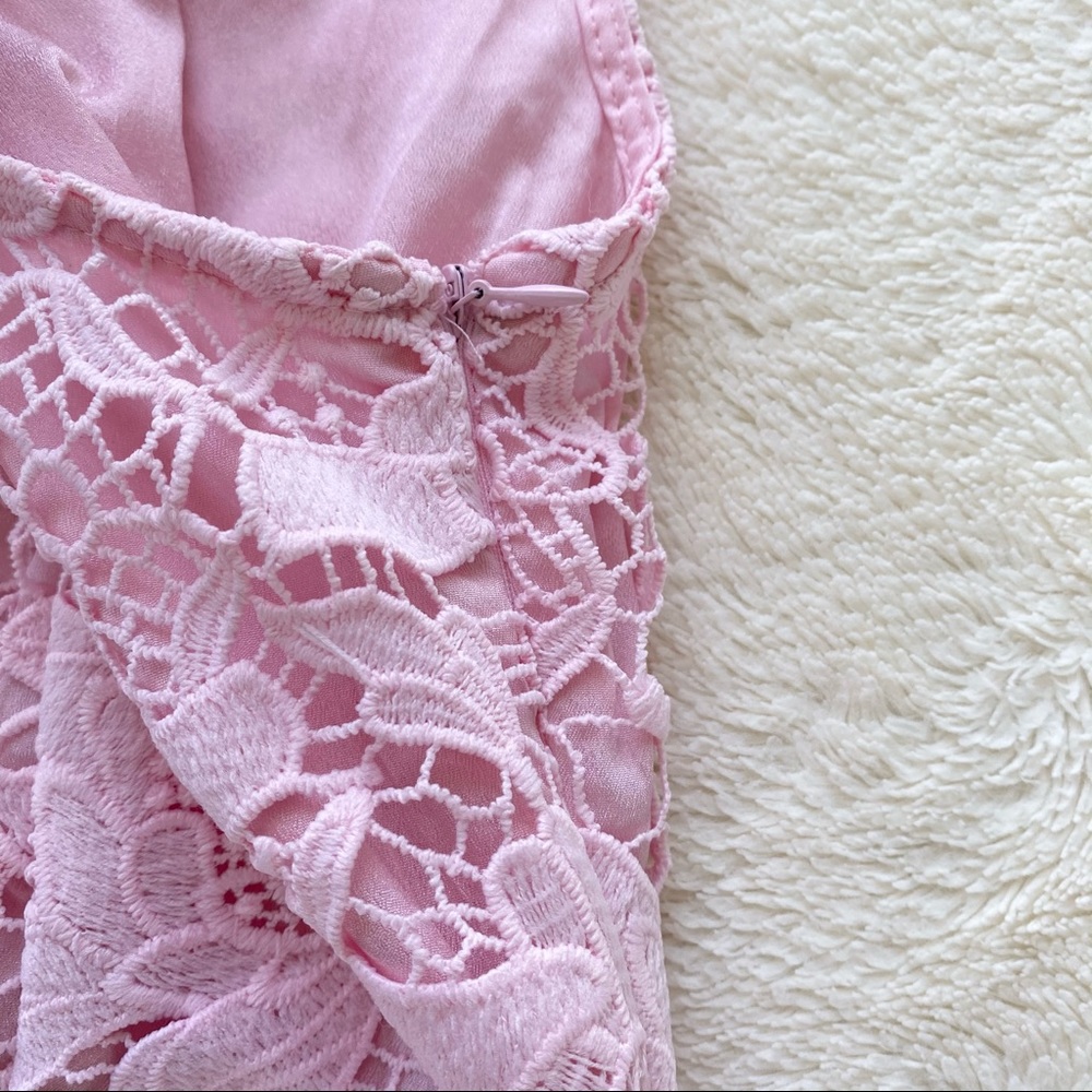 Kimlily pink floral lace asymmetrical hem dress - Picture 4 of 16